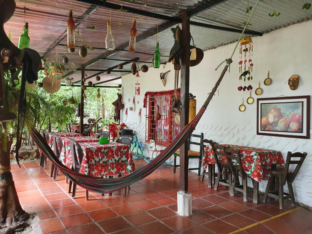 Alojamiento Casa De Campo Los Cactus Villavieja Eksteriør bilde