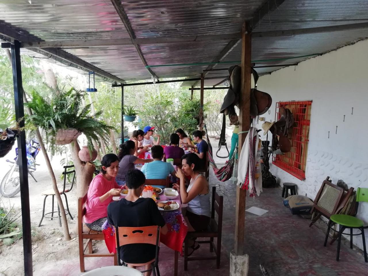 Alojamiento Casa De Campo Los Cactus Villavieja Eksteriør bilde
